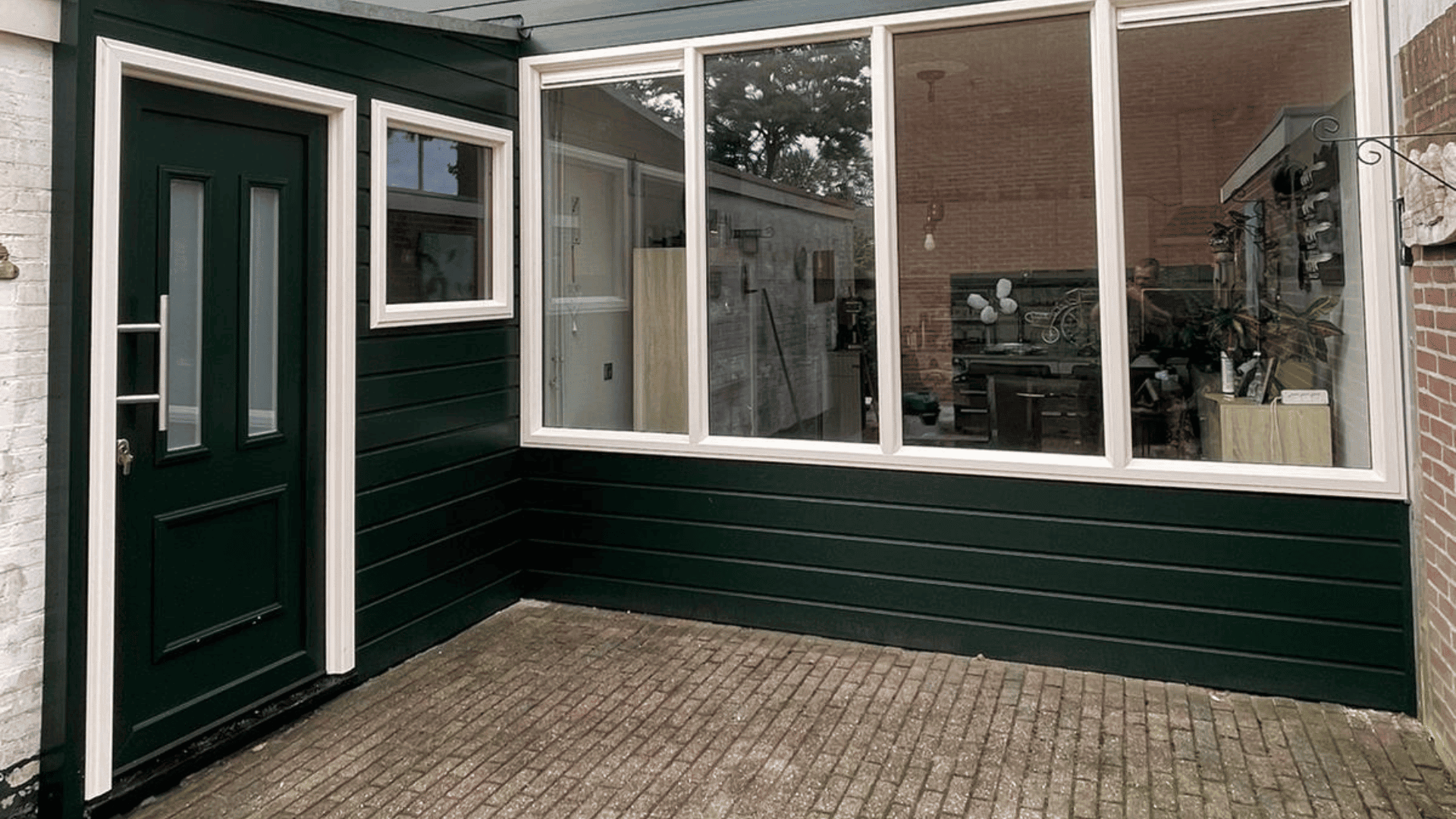 Emmen Thumb