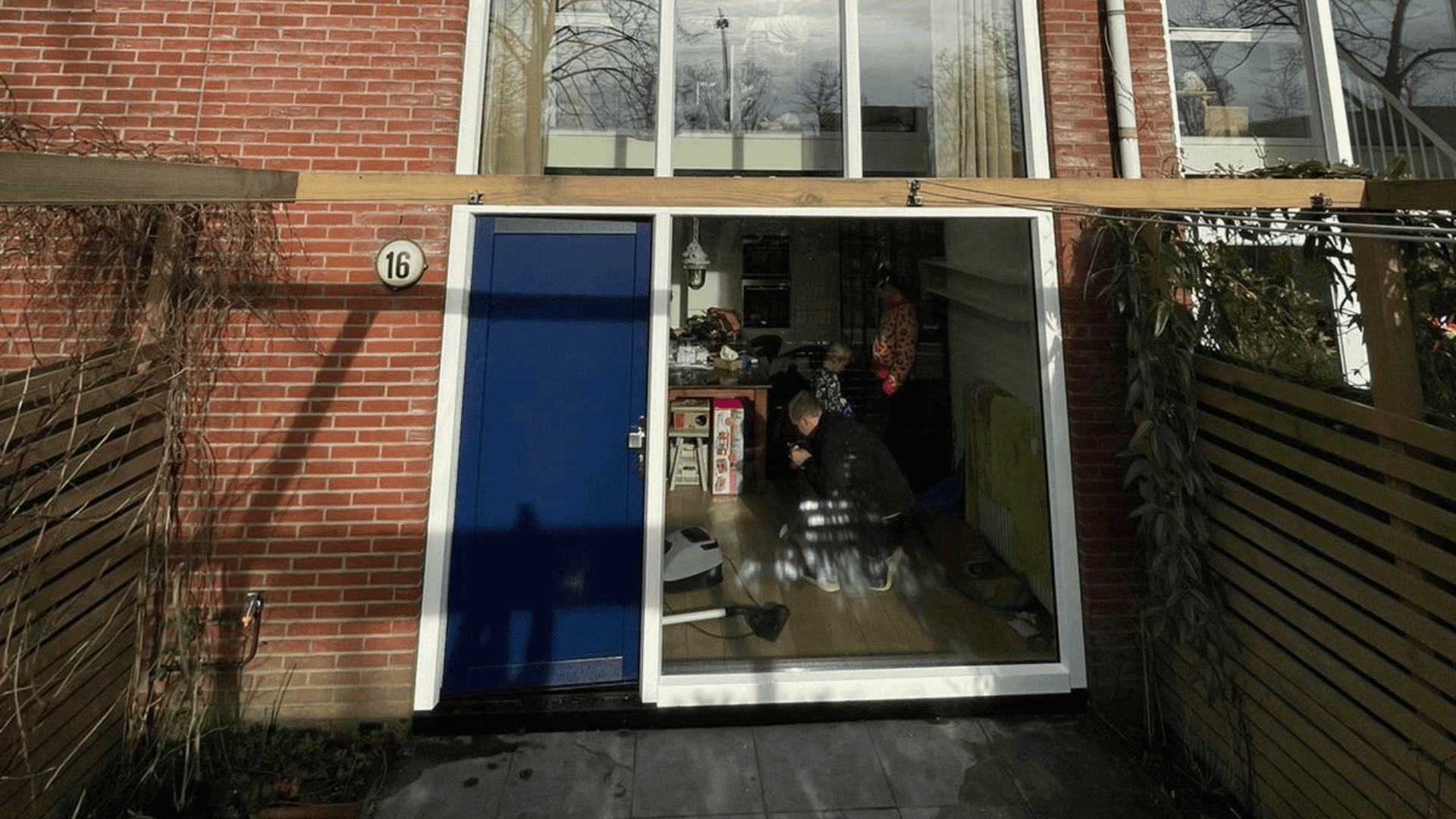 Utrecht Thumb